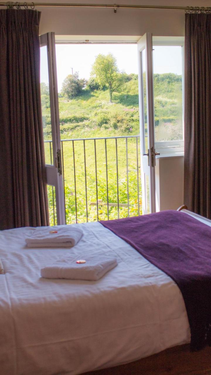 Three Horseshoes Inn Powerstock Εξωτερικό φωτογραφία